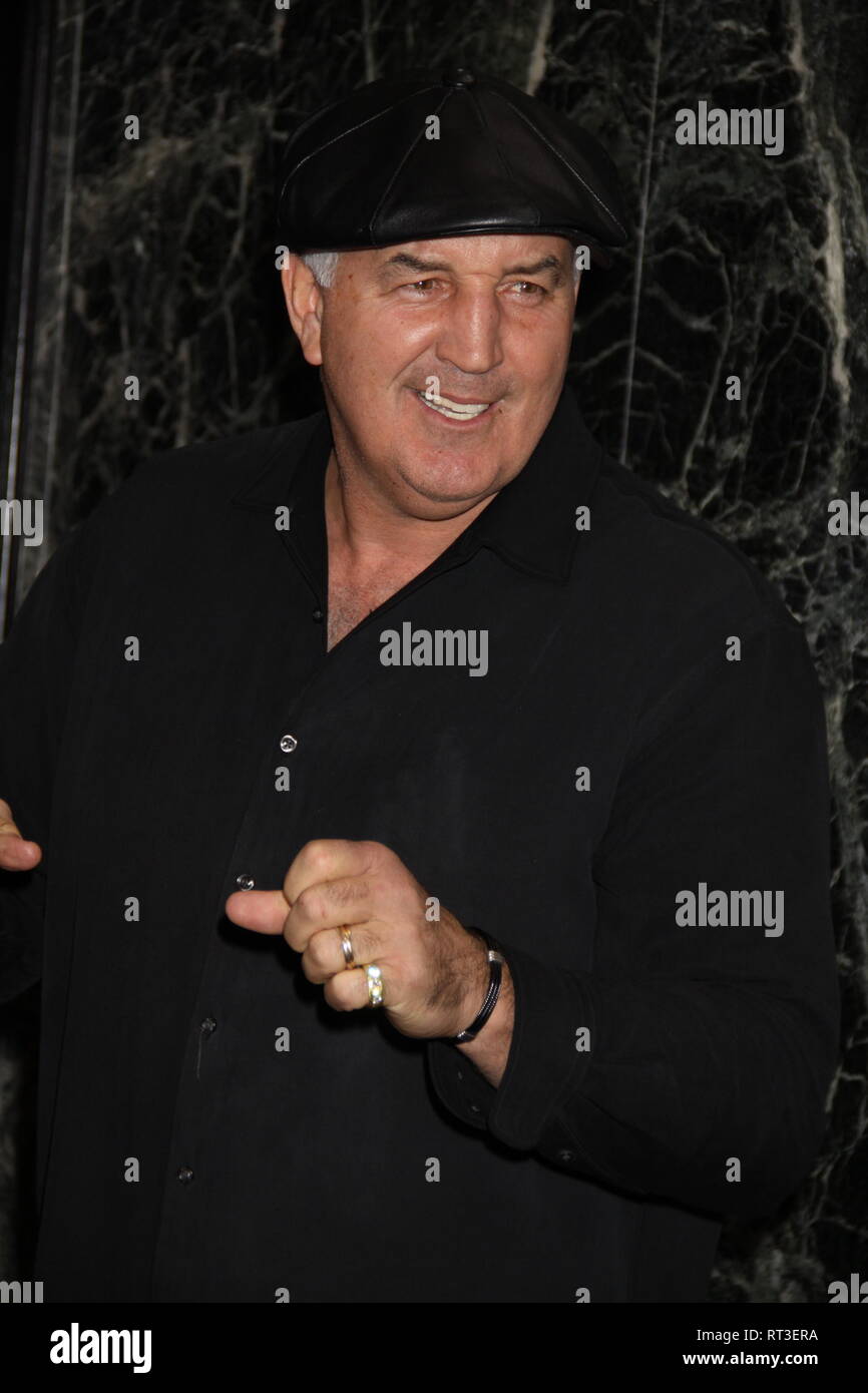 Gerry cooney hires stock photography and images Alamy