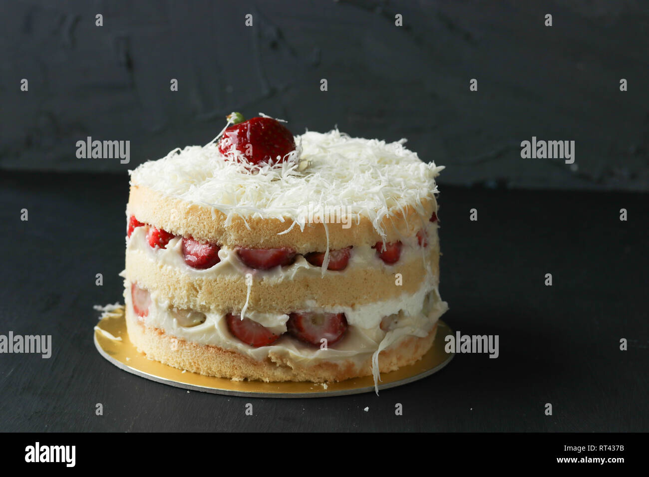 Strawberry celebration cake hi-res stock photography and images - Alamy
