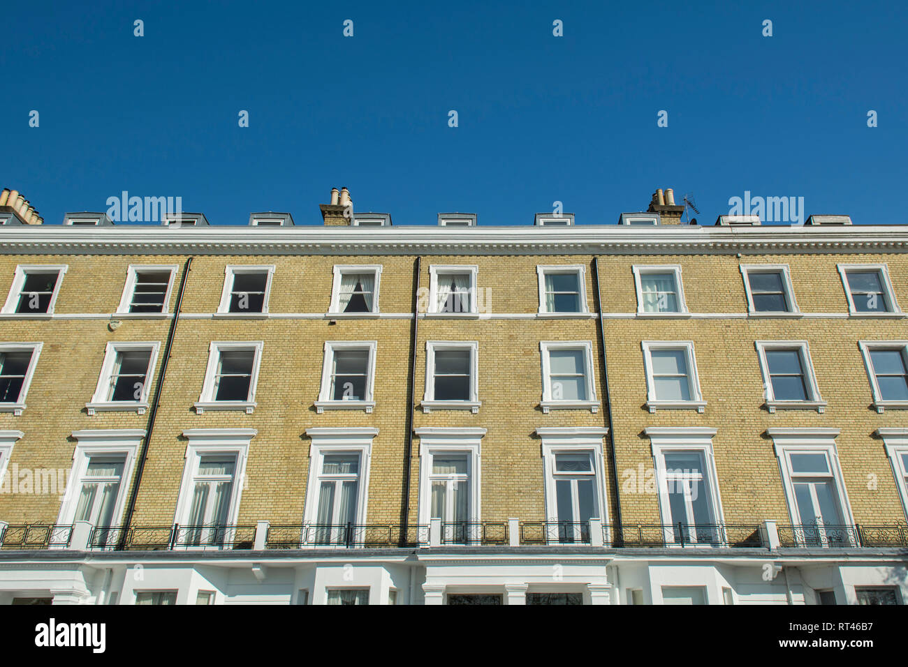 Richmond london houses hires stock photography and images Alamy
