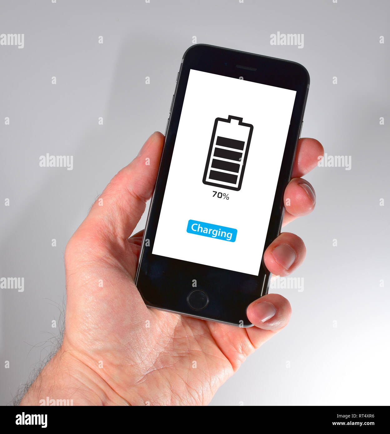 Smartphone battery icon hires stock photography and images Alamy