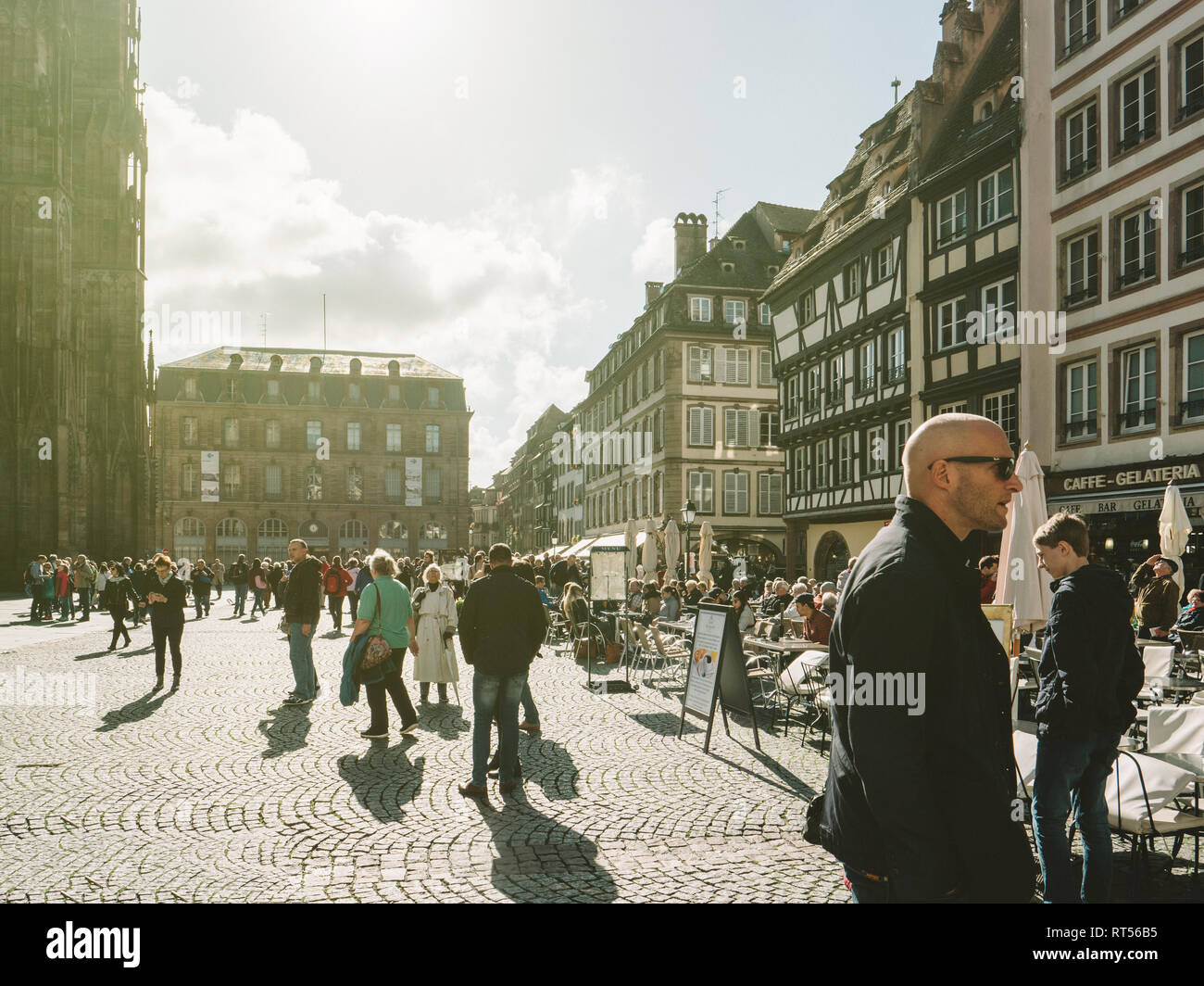 Strasbourg cafe bar restaurant hi-res stock photography and images - Alamy