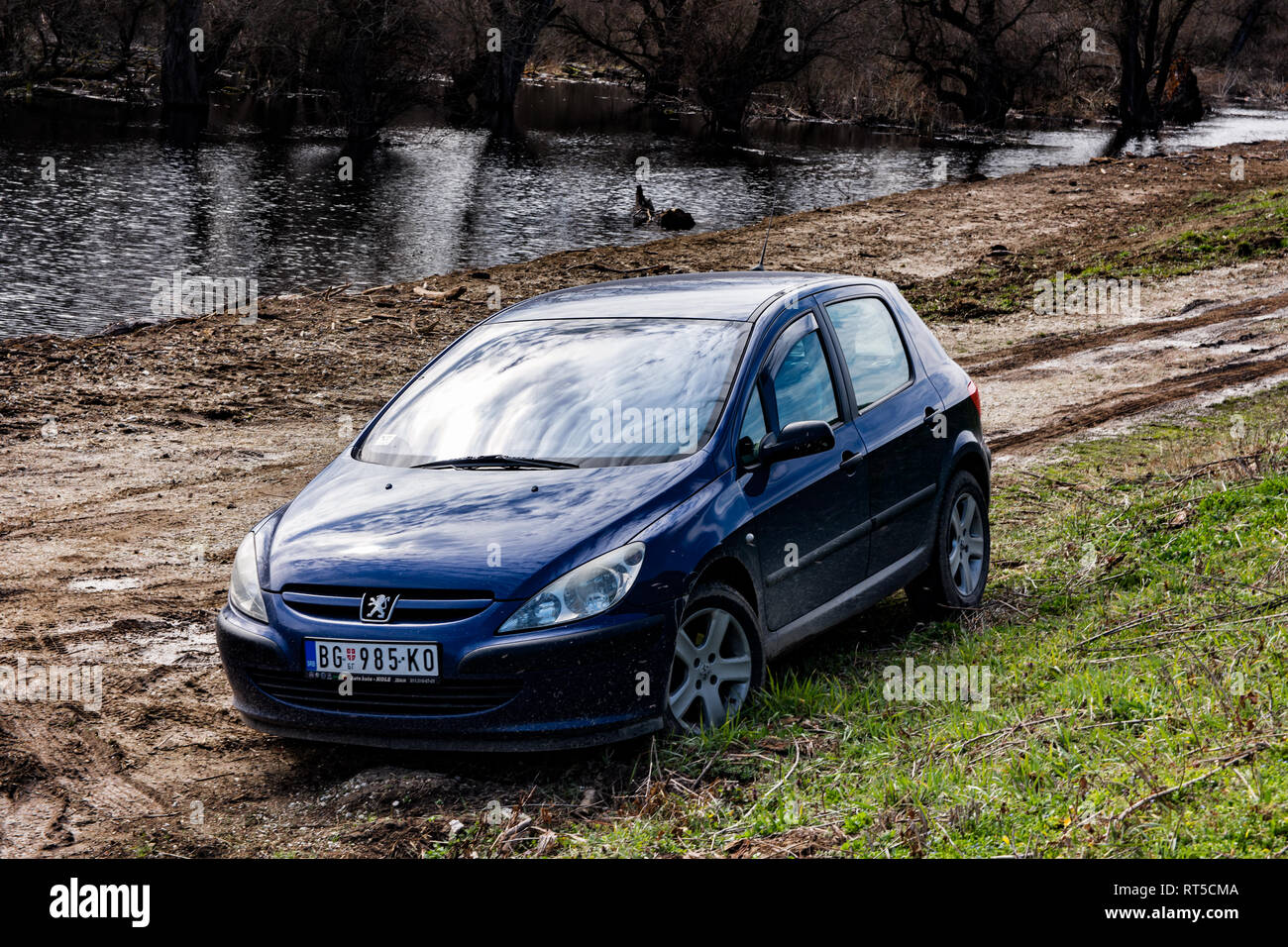 Peugeot 307 car vehicle hi-res stock photography and images - Alamy