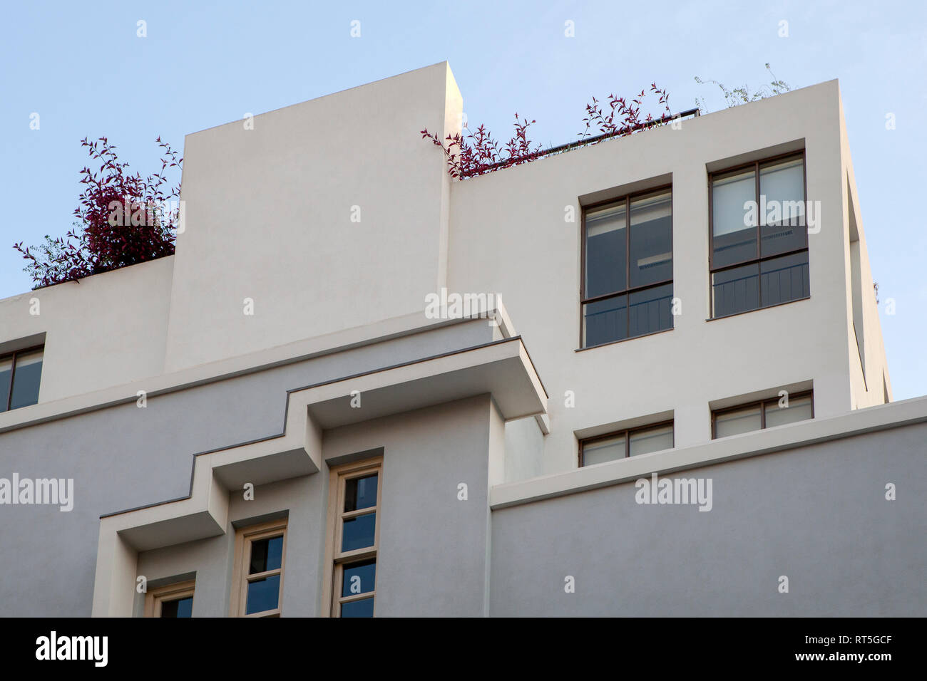 Israel, Tel Aviv, White City, Rothschild Boulevard, Art Deco style Stock Photo