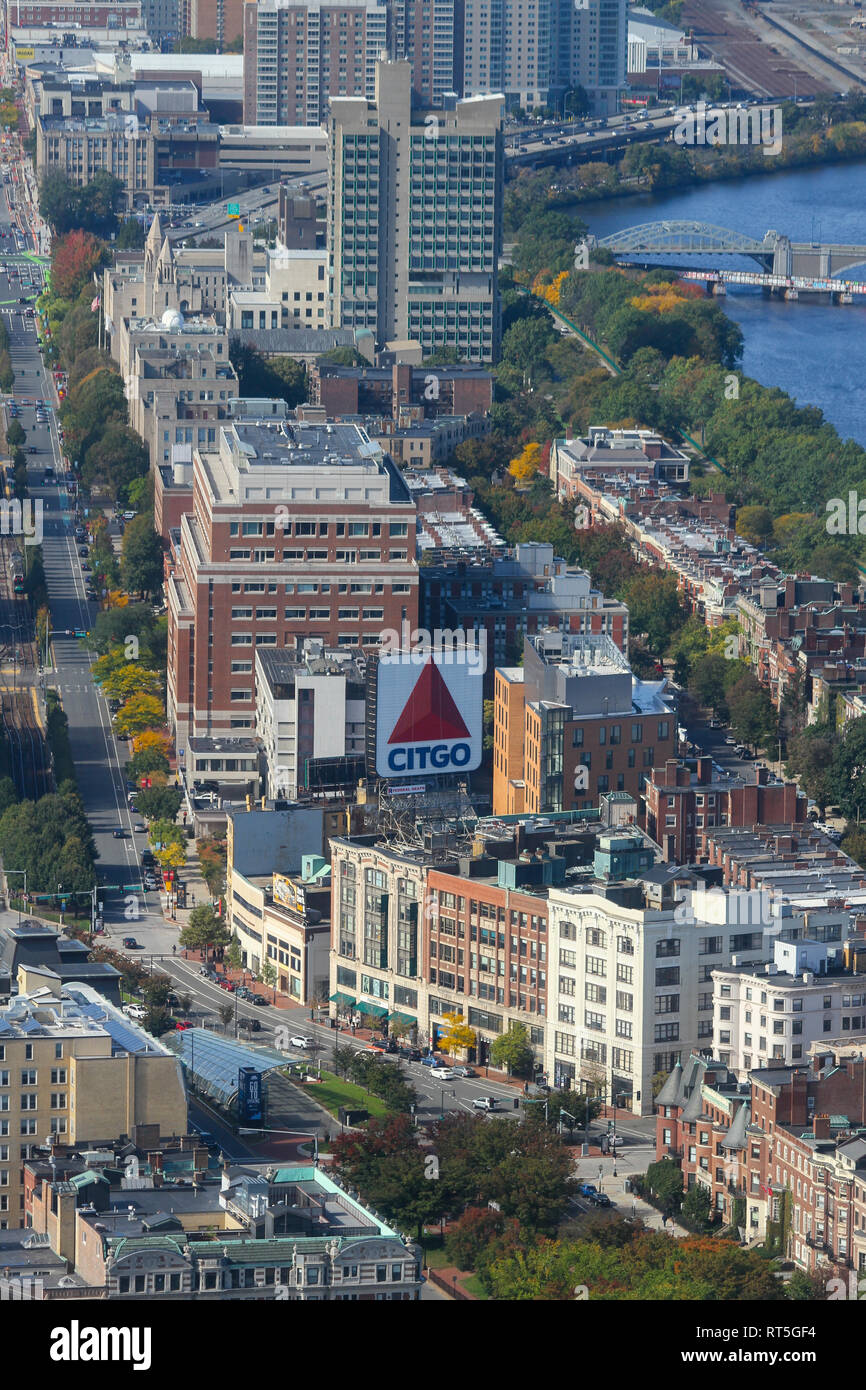 Boston, Massachusetts, USA. Shoppers along Jersey Street outside of Fenway  Park, near Kenmore Square in Boston Stock Photo - Alamy