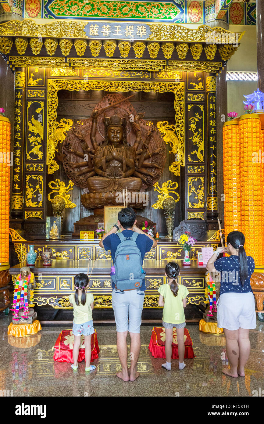 Family Praying to Bodhisattva Kuan Yin (Guanyin), Kek Lok Si Buddhist
