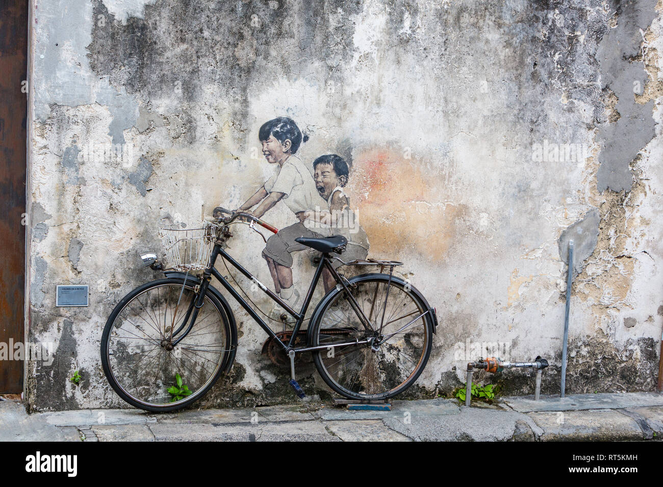 George Town, Penang, Malaysia.  Street Art by Ernest Zacharevic. Stock Photo