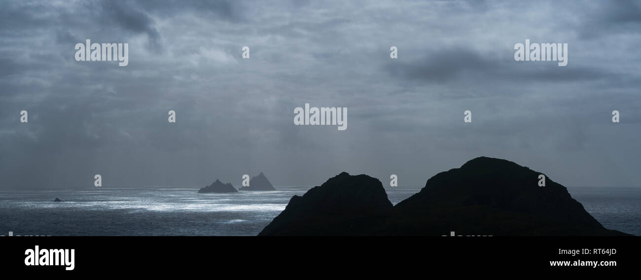 Skellig Islands, Puffin Island, County Kerry, Ireland, Europe Stock Photo Alamy