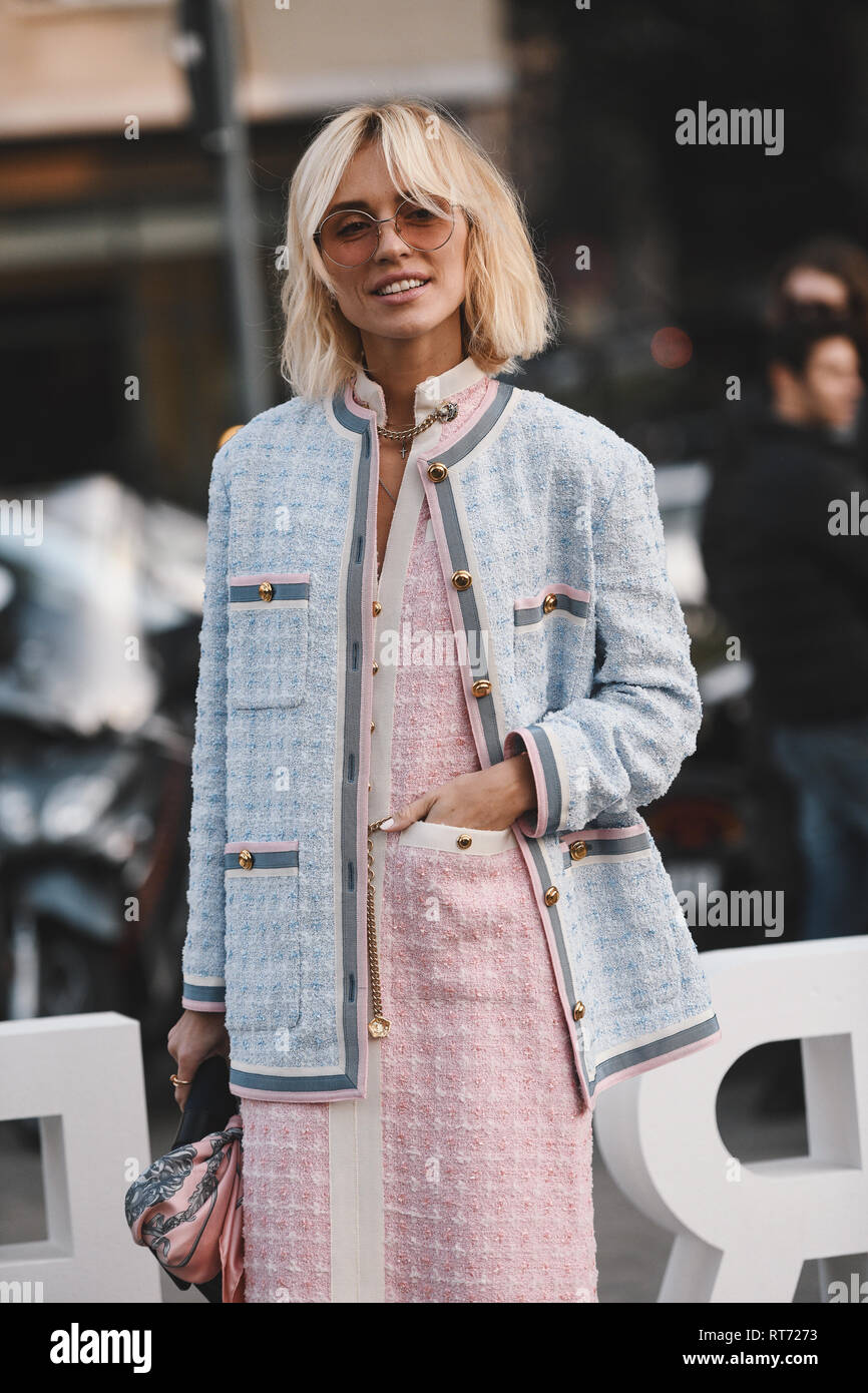 Milan, Italy - February 21, 2019: Street Style – Model Jasmine Sanders  Wearing A Fendi Purse After A Fashion Show During Milan Fashion Week -  MFWFW19 Stock Photo, Picture and Royalty Free Image. Image 134700999.