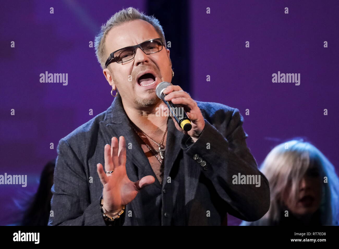 Moscow, Russia. 28th Feb, 2019. MOSCOW, RUSSIA - FEBRUARY 28, 2019: Singer  Vladimir Presnyakov performs during a ceremony to present the 2018 ZD  Awards Russian pop music prize (Zvukovaya Dorozhka MK-2018) at