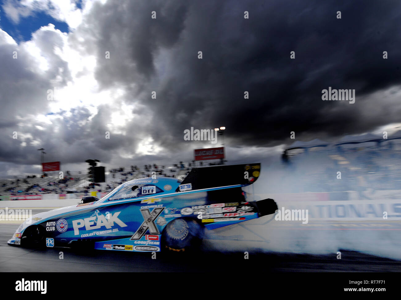 Chandler, AZ, USA. 22nd Feb, 2019. Funny Car driver John Force does his