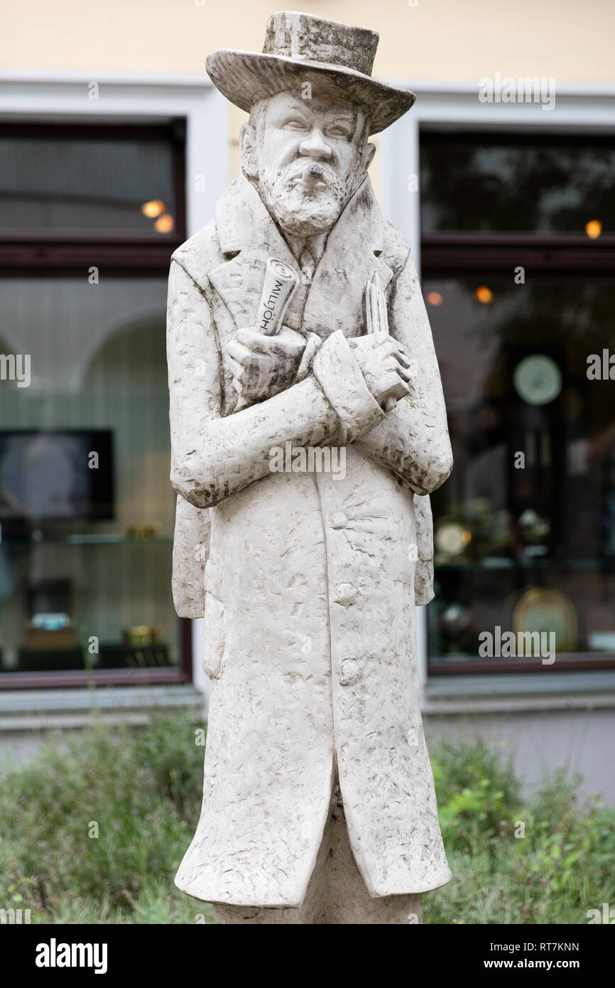 Heinrich Zille, statue, Nikolaiviertel, Berlin, Germany, Additional-Rights-Clearance-Info-Not-Available Stock Photo
