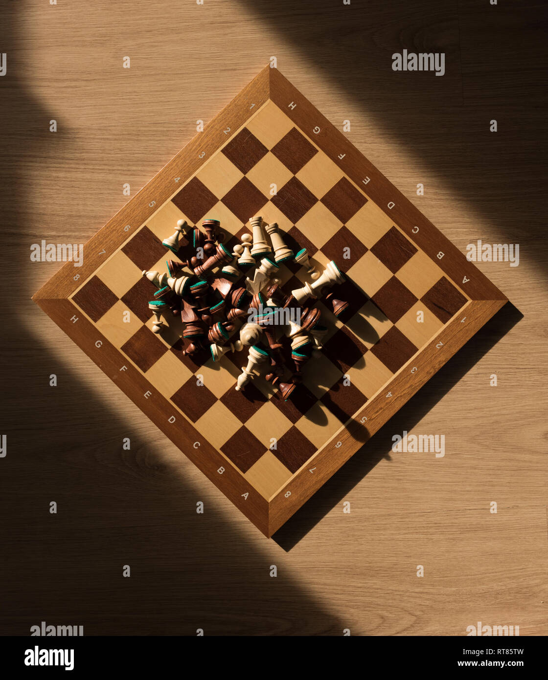 Chess painting hi-res stock photography and images - Alamy