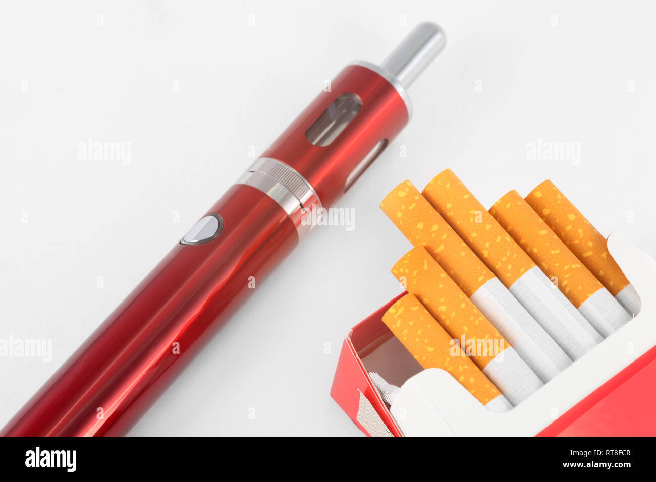 Electronic cigarettes and vapour hi-res stock photography and images - Page  2 - Alamy