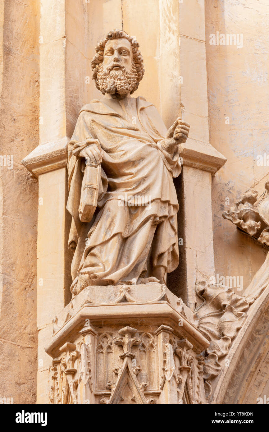PALMA DE MALLORCA, SPAIN - JANUARY 27, 2019: The gothic statue of St. Peter the apostle on the main portal of church Iglesia de San Miguel by Pere San Stock Photo