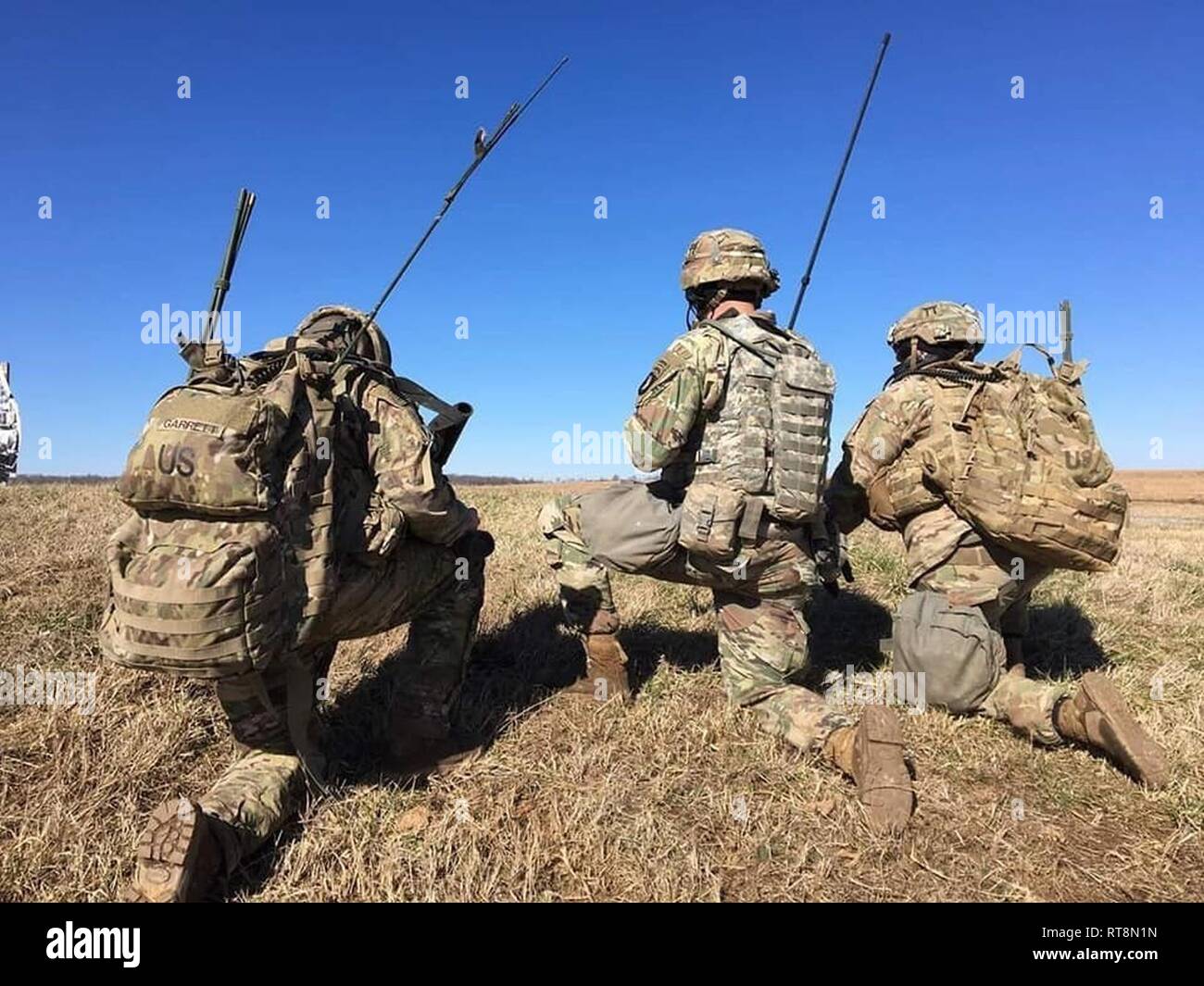 Soldiers from Leader FIST Platoon, Headquarters and Headquarters Battery, 3rd Battalion, 320th