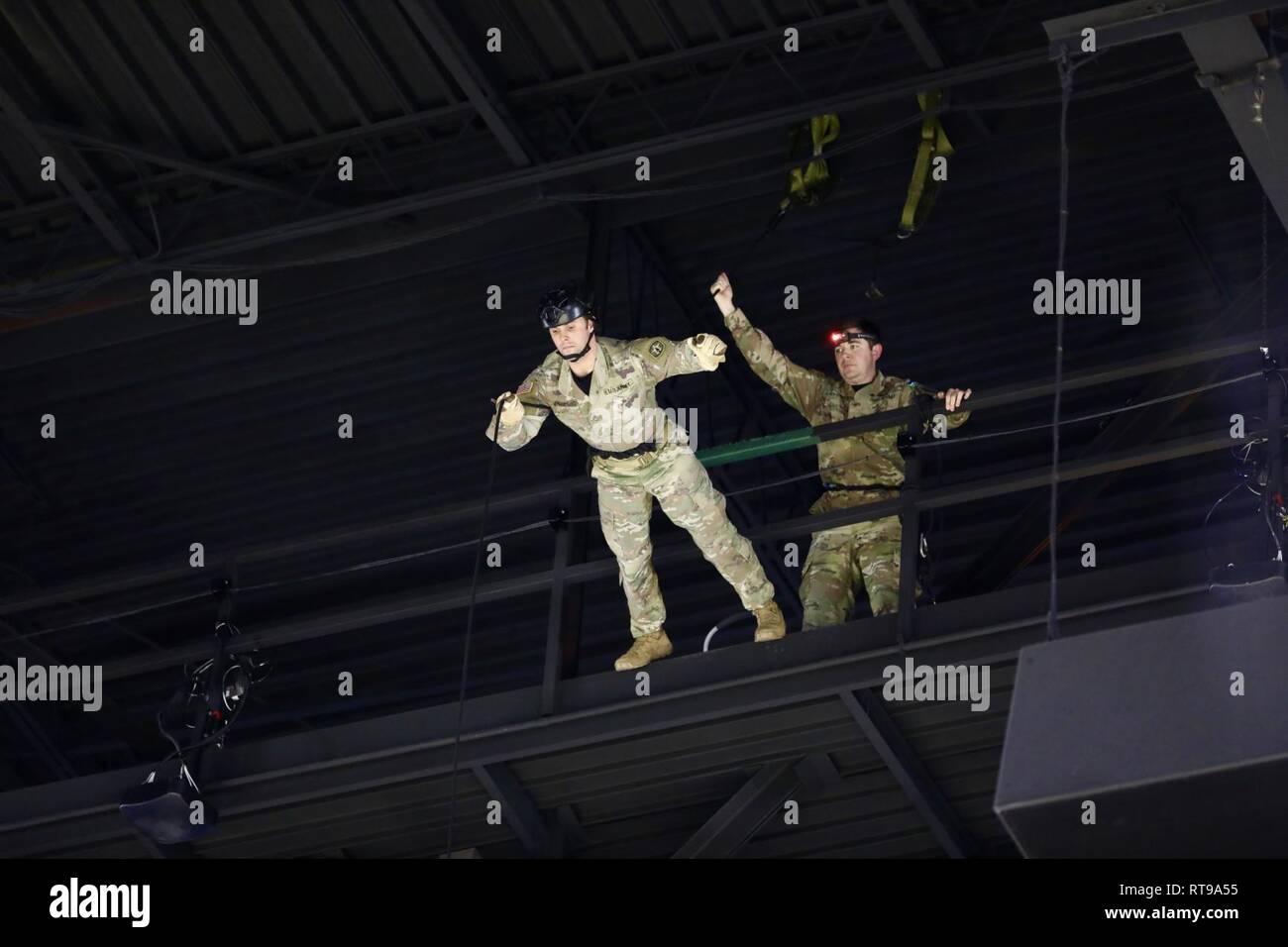 Sabalauski air assault school hi-res stock photography and images - Alamy