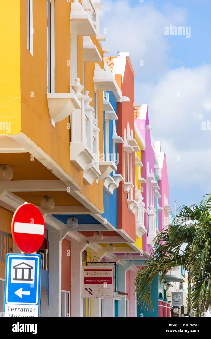 Colourful shop frontages, Kaya Grandi, Kralendijk, Bonaire, ABC Islands, Leeward Antilles, Caribbean Stock Photo