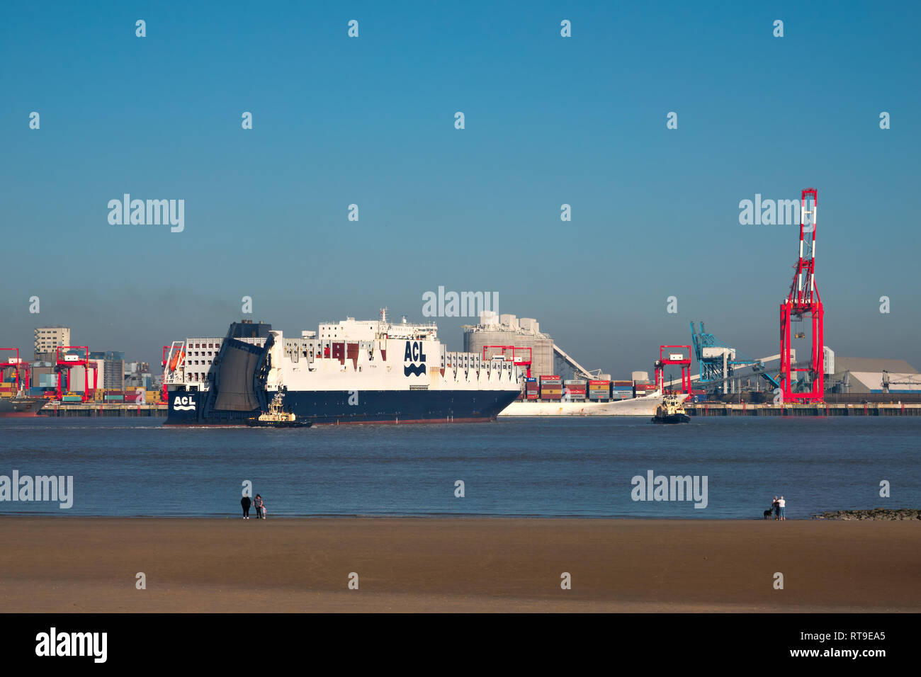 ACL 4th Generation Conro ship Atlantic Sun sails up the River Mersey on