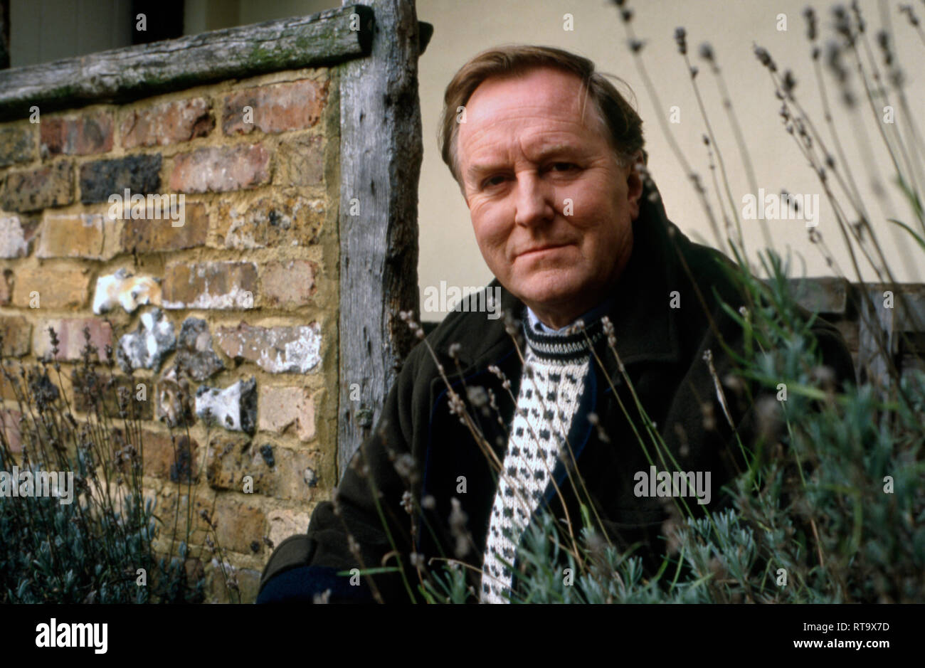 Robert Hardy, the English actor at his home in Oxfordshire, England UK 1988 Stock Photo