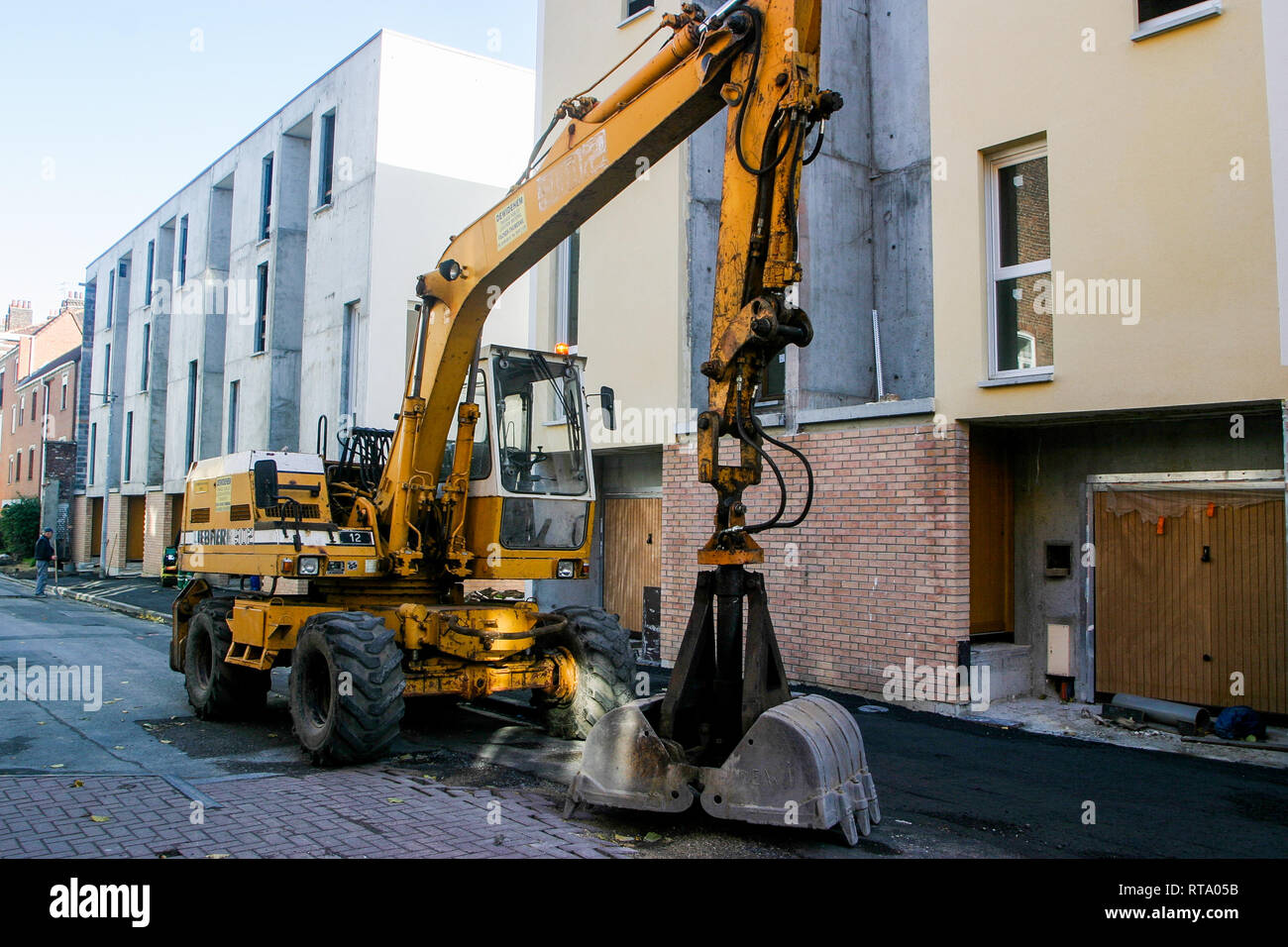 construction-site-of-a-new-town-houses-district-lille-fives-nord