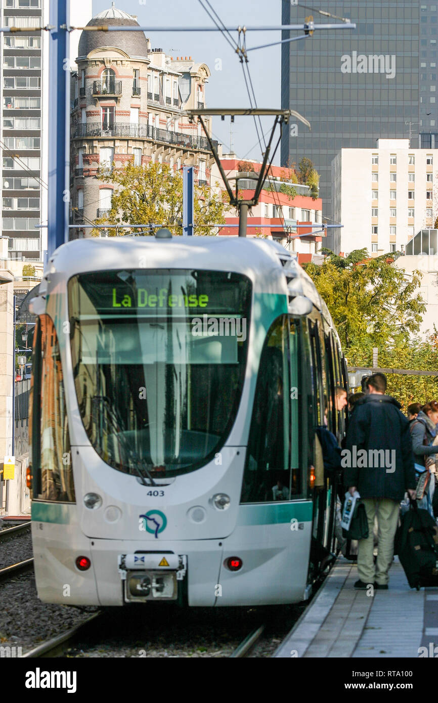 Suburbs ile de france tramway hires stock photography and images Alamy