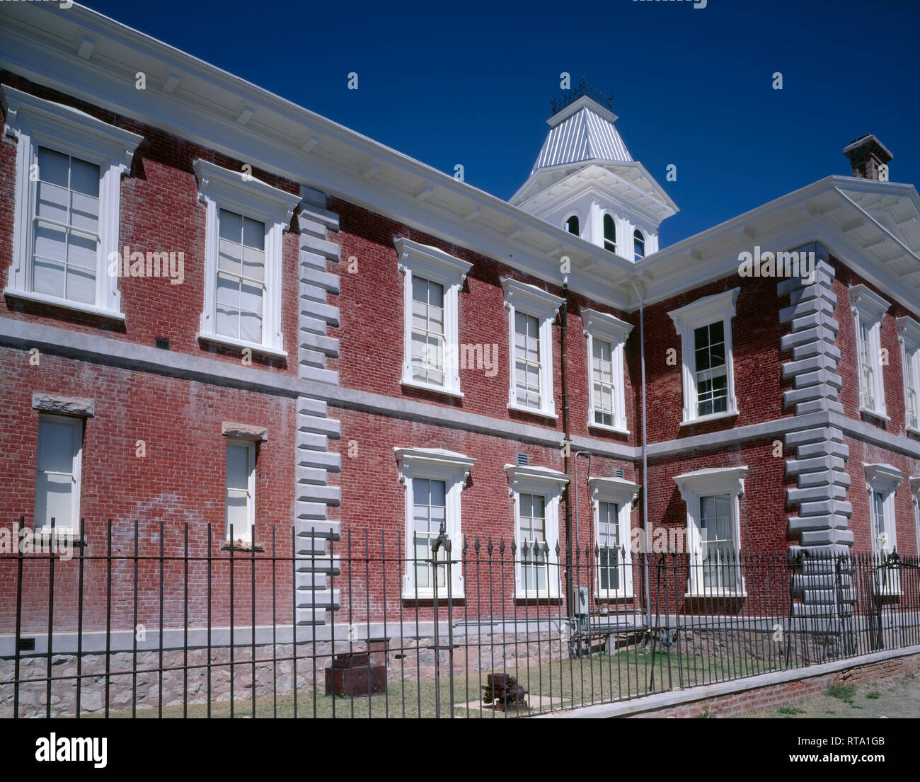 USA, Arizona, Tombstone, Tombstone Courthouse State Historic Park, Cochise County Courthouse. Stock Photo