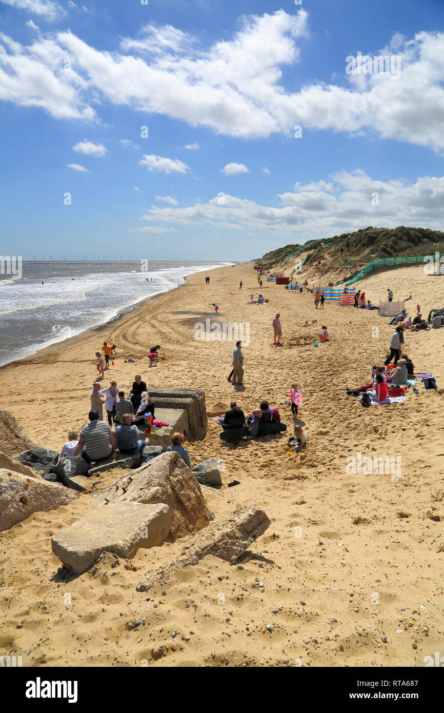 the fine beach at hemsby on the norfolk coast Stock Photo Alamy
