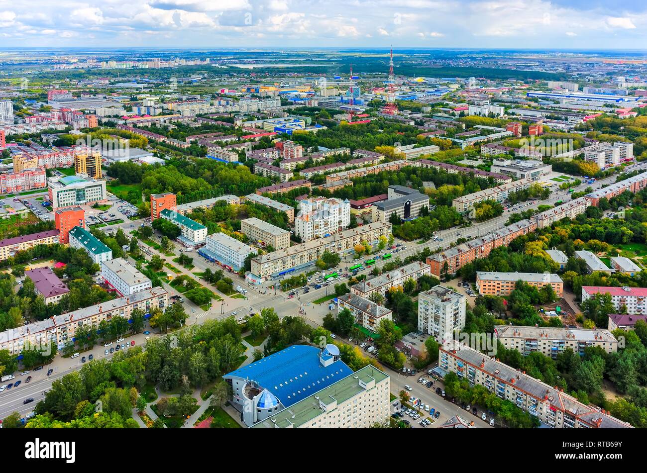 Braziliyalik qiz Monika Mattos qora tanli yigitni sikadi