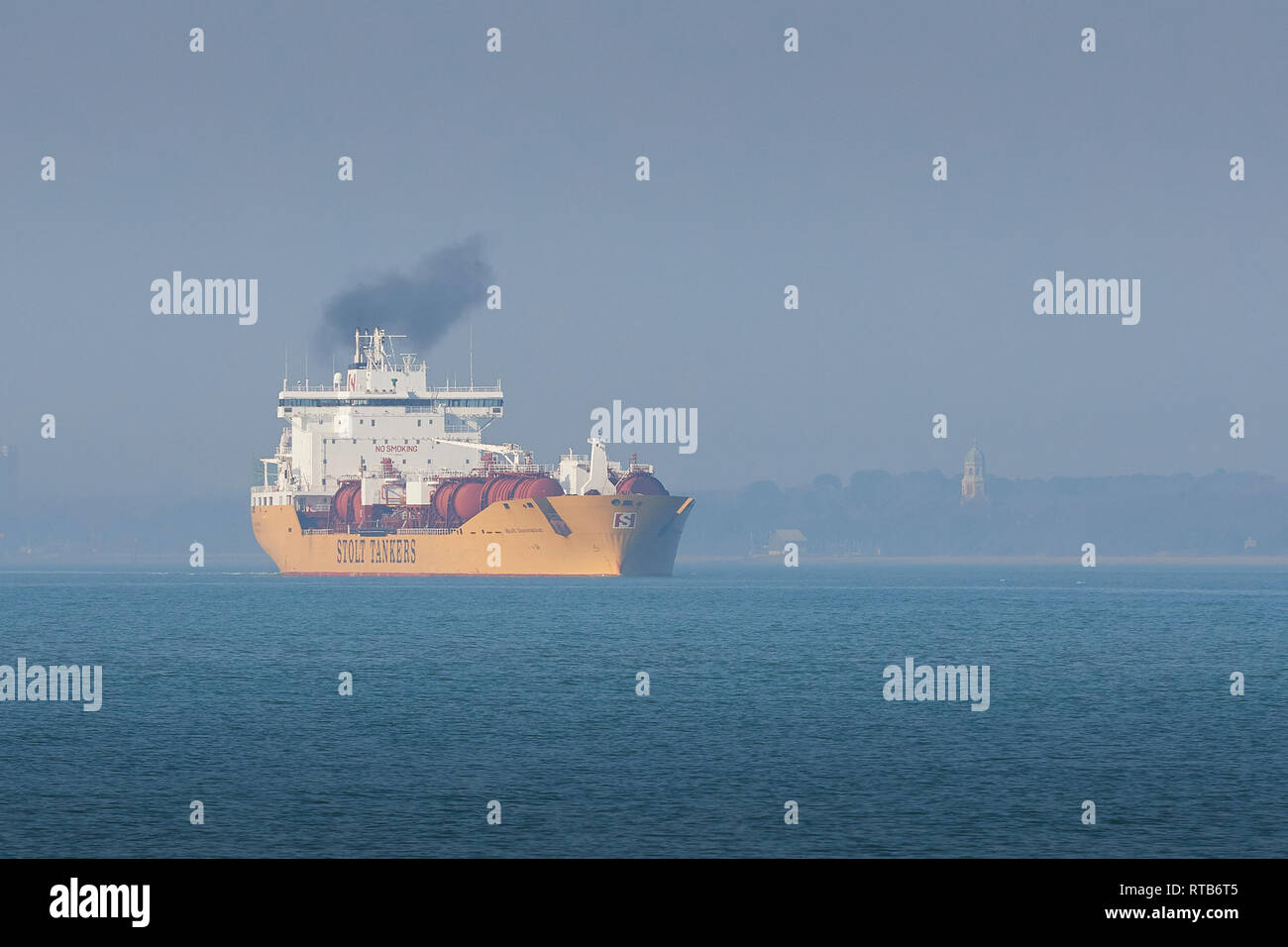 The Stolt Tankers, STOLT INNOVATION, Chemical/Oil Products Tanker, Departs the Fawley Oil Refinery, Southampton, UK, En Route For Houston, Texas, USA. Stock Photo