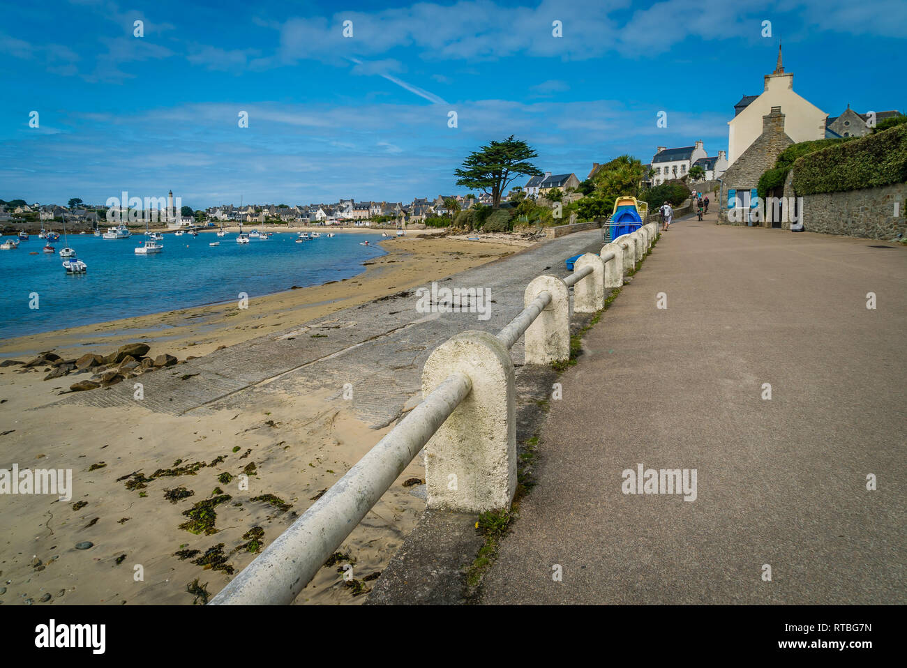 Batz island in Brittany in the summer, harbour and houses Stock Photo