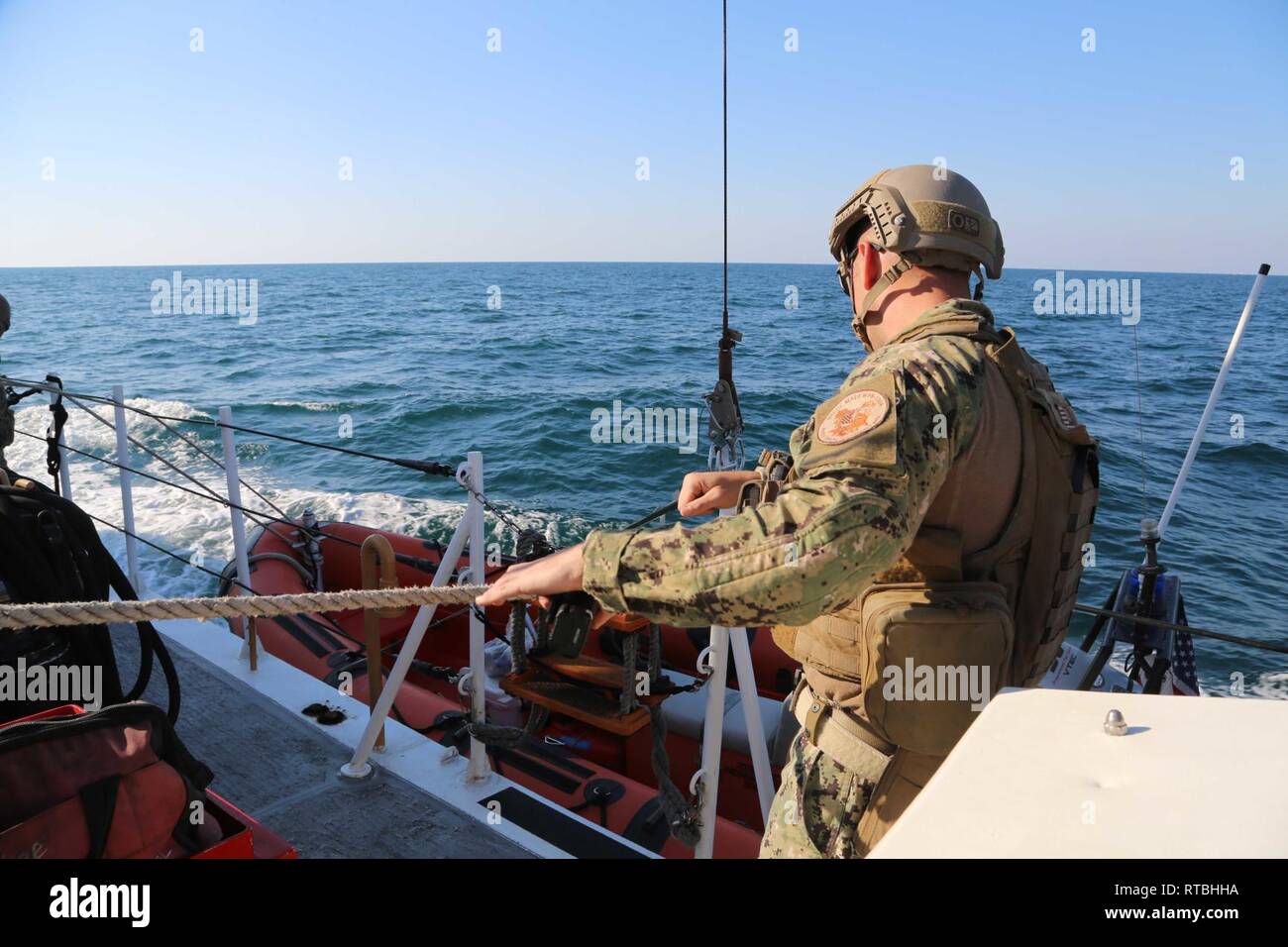 Coast guard boatswains mate hires stock photography and images Alamy
