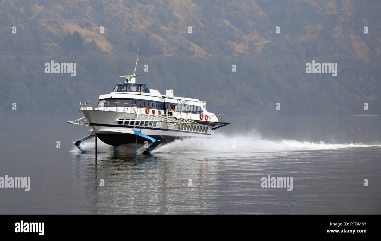 Hydrofoil ferry on lake como hires stock photography and images Alamy