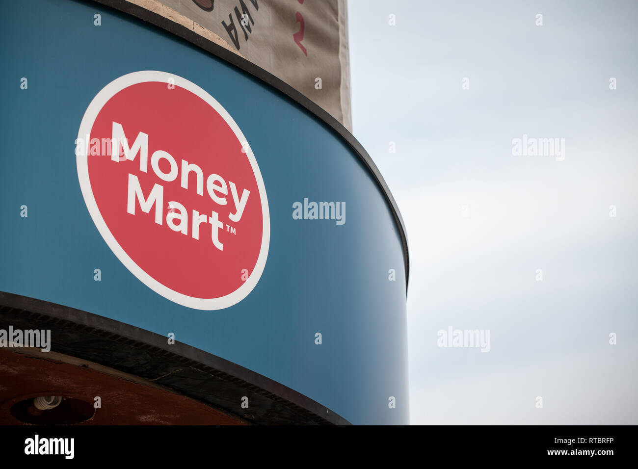 Money mart hi-res stock photography and images - Alamy