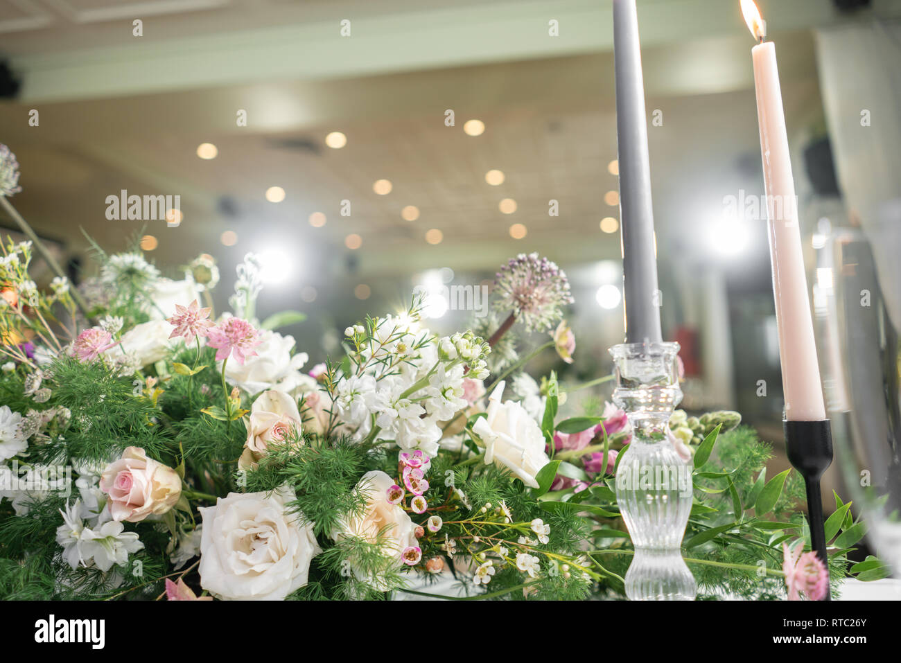 Floral Decoration For Wedding Ceremony Romance Dining Wedding