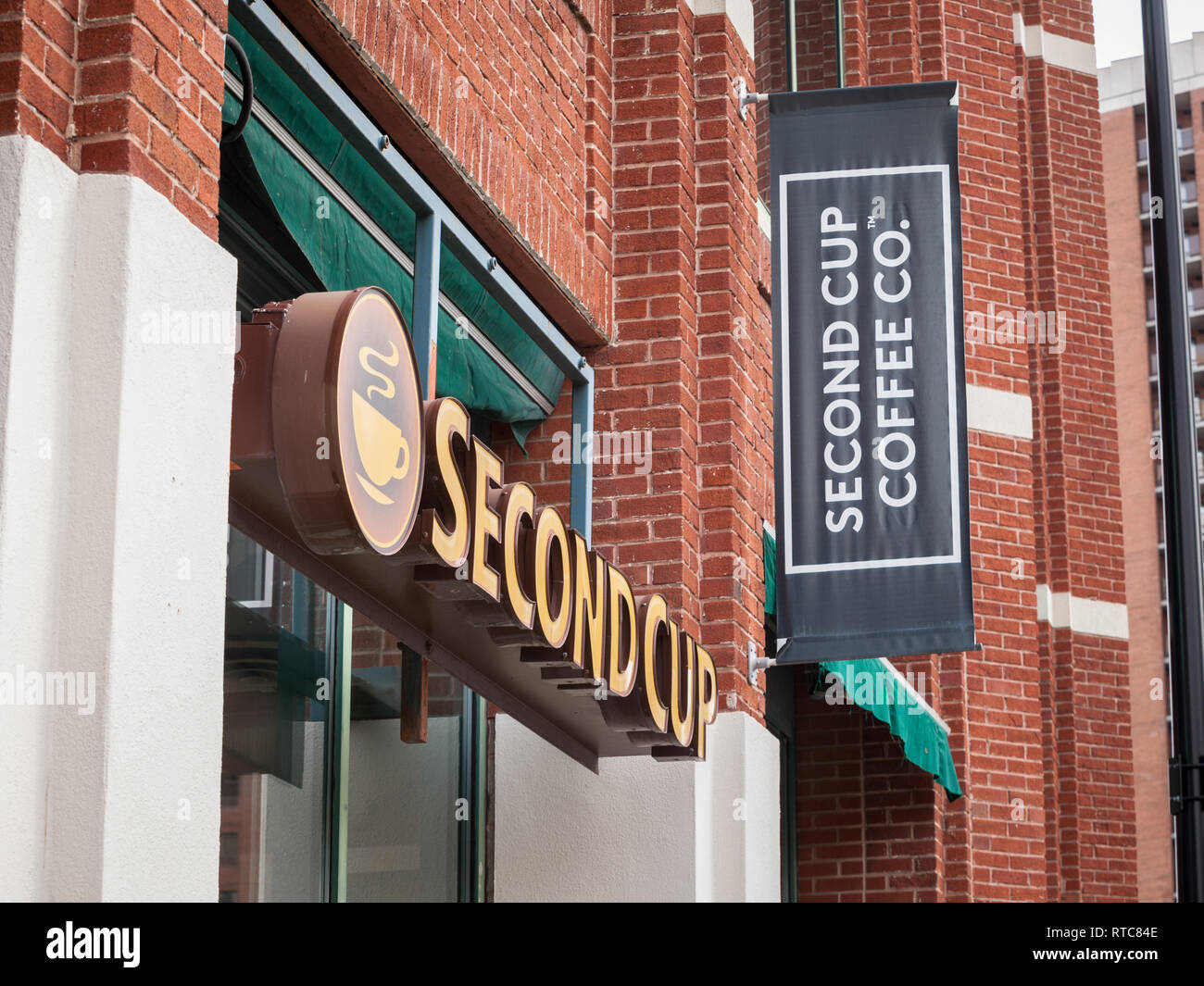 OTTAWA, CANADA NOVEMBER 11, 2018 Second Cup Coffee logo in front of