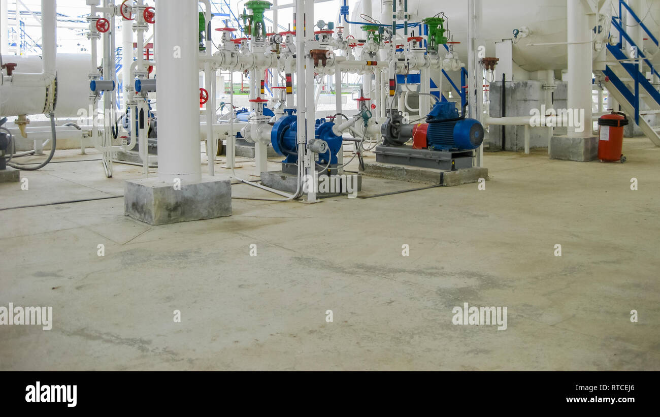 Centrifugal pumps that pump gasoline. Pump refinery. Oil refinery