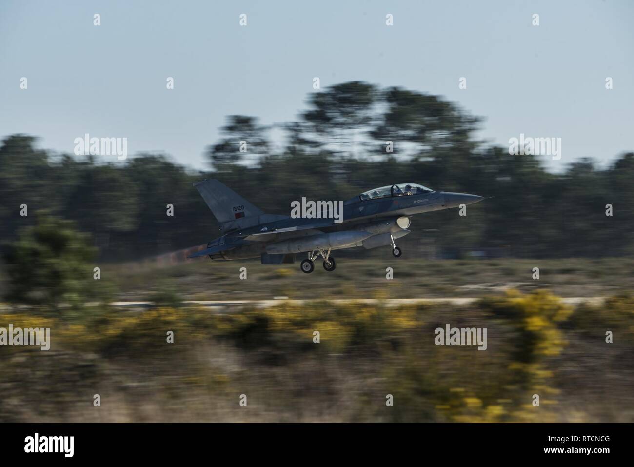 Monte real air base hi-res stock photography and images - Page 2 - Alamy