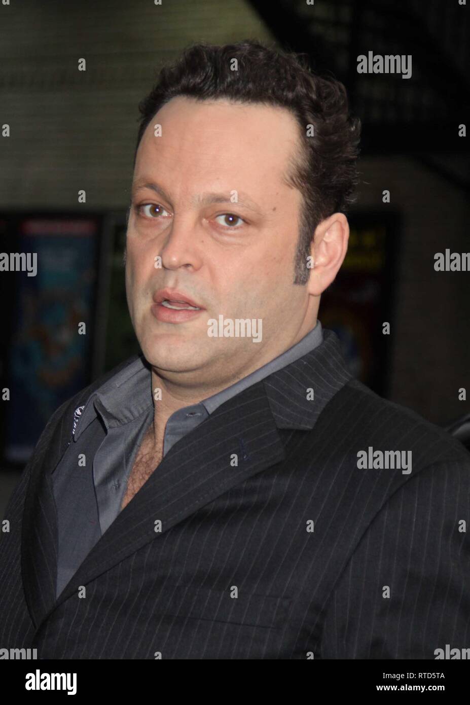 lightskin-vince-vaughn-masturbation-hall-pronhube-new