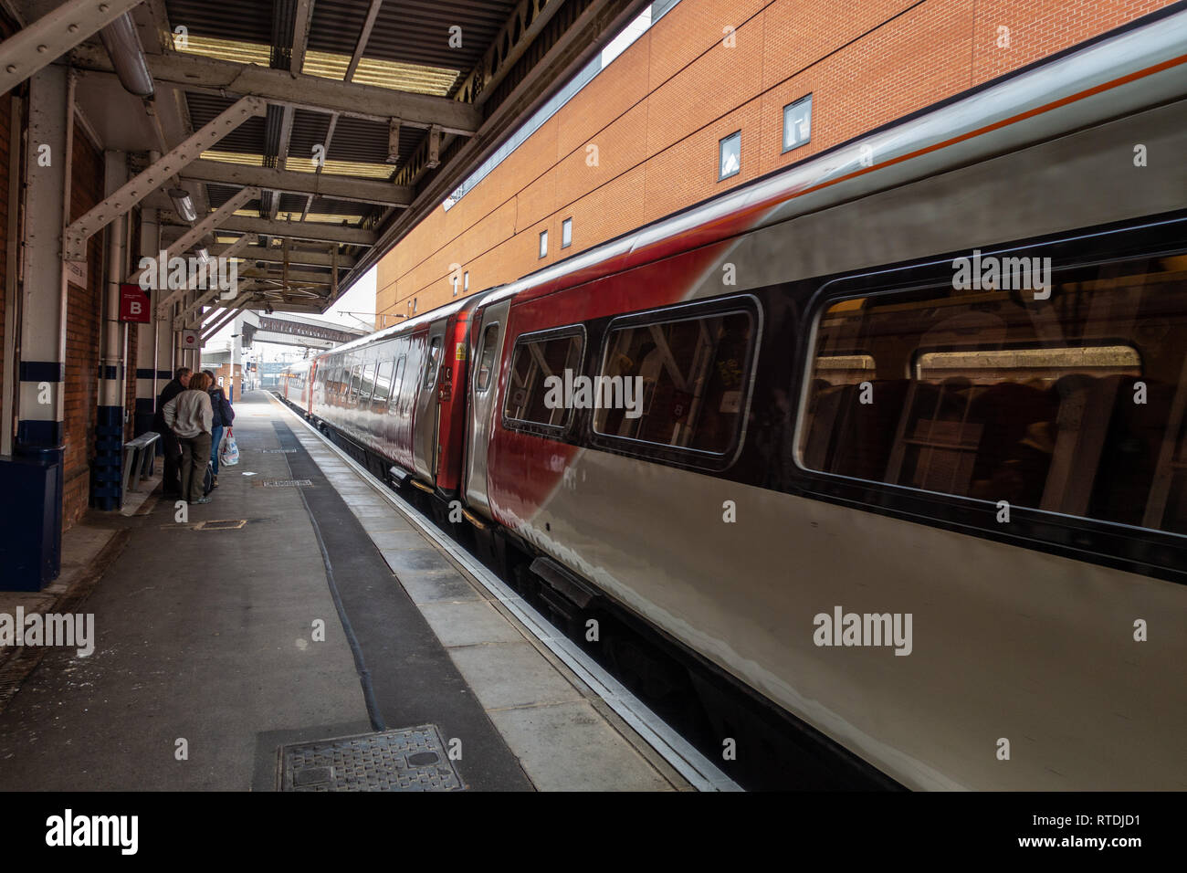 Doncaster to London train pulling into Doncaster Station, Yorkshire, England Stock Photo Alamy