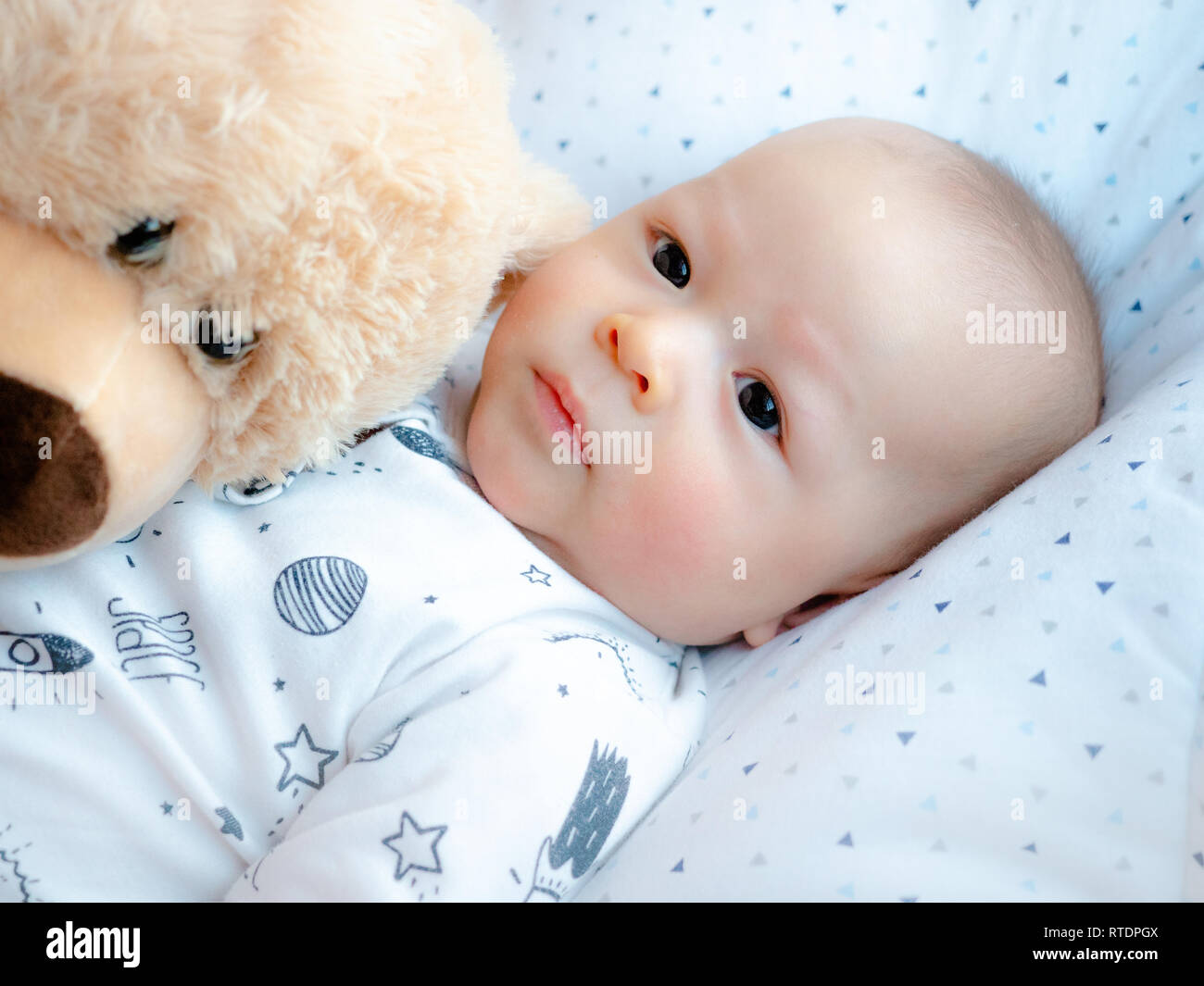 varme Svare hack Mixed asian baby hi-res stock photography and images - Alamy