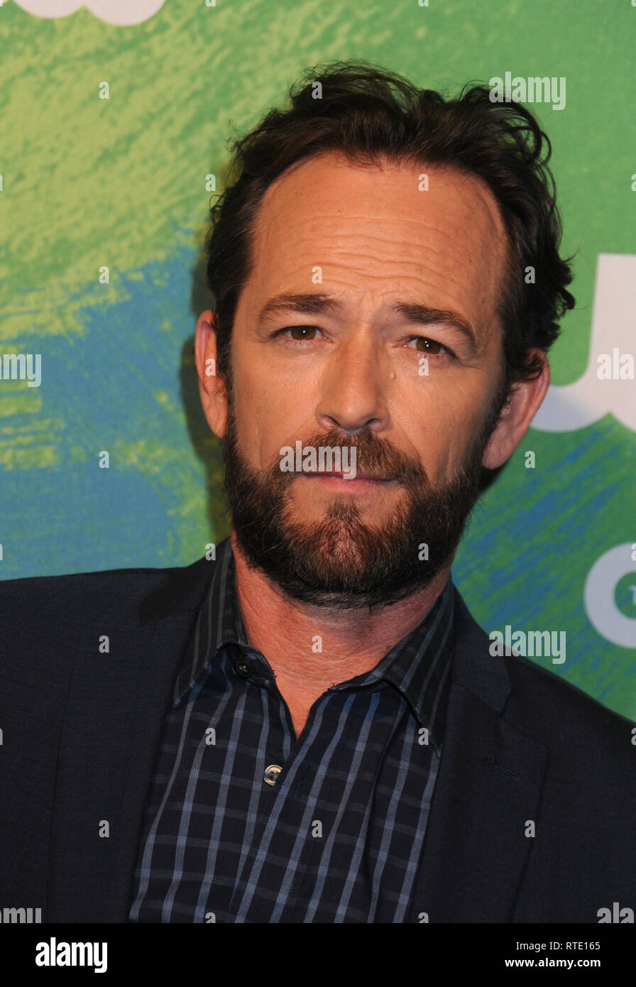 Beverly Hills, 90210 and Riverdale Star Luke Perry Dies After Stroke -  Parade, image size:896x1390