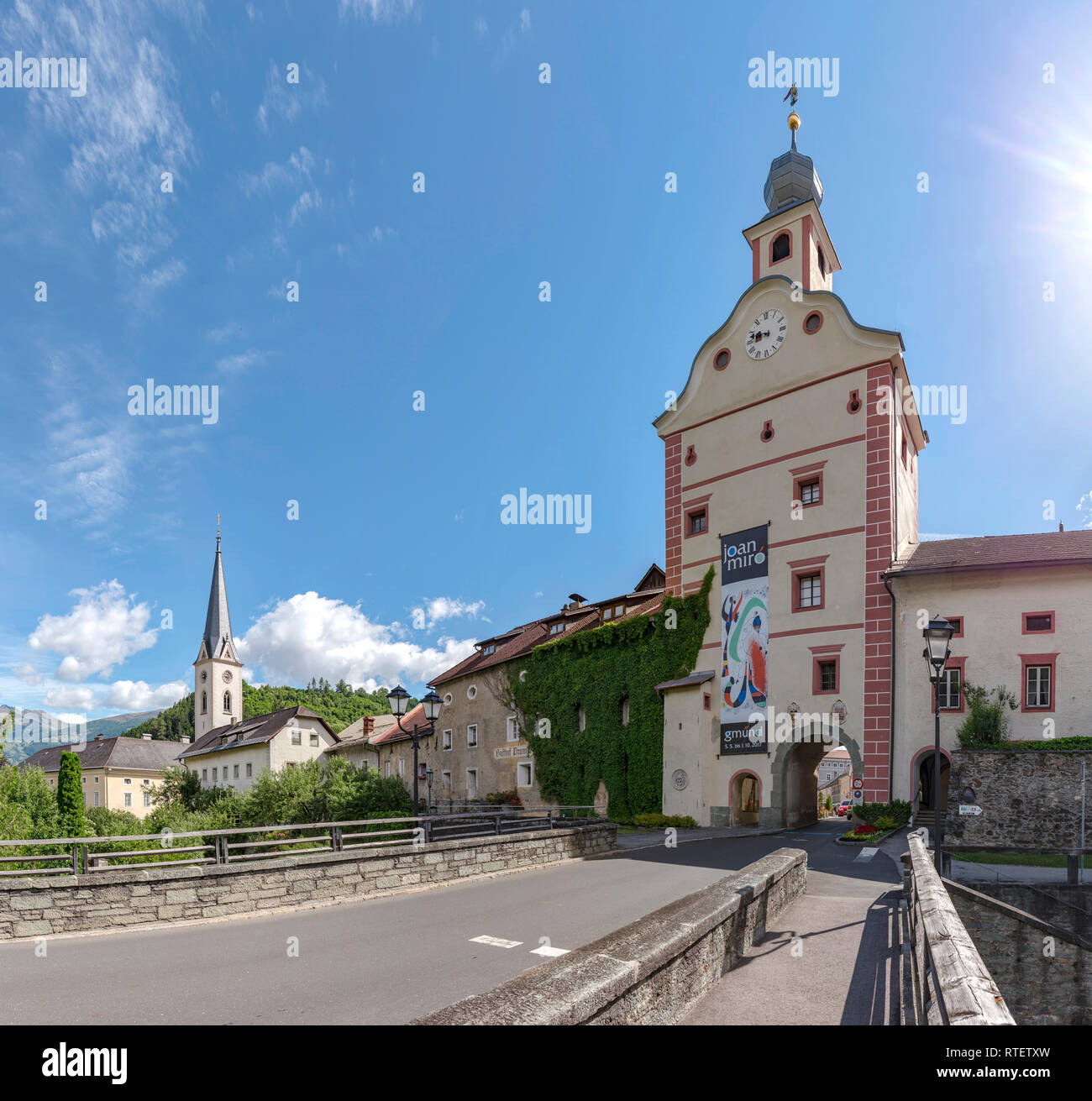 The Stadtturm and gate, Gmünd in Kärnten,  Österreich Stock Photo