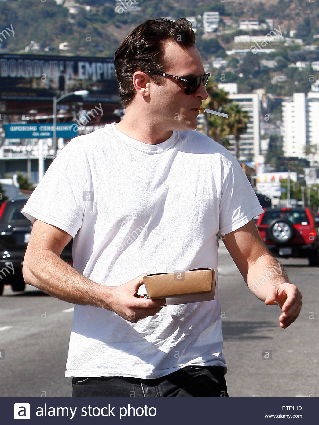 Joaquin Phoenix Back To Normal Life Has Lunch With Casey Affleck In