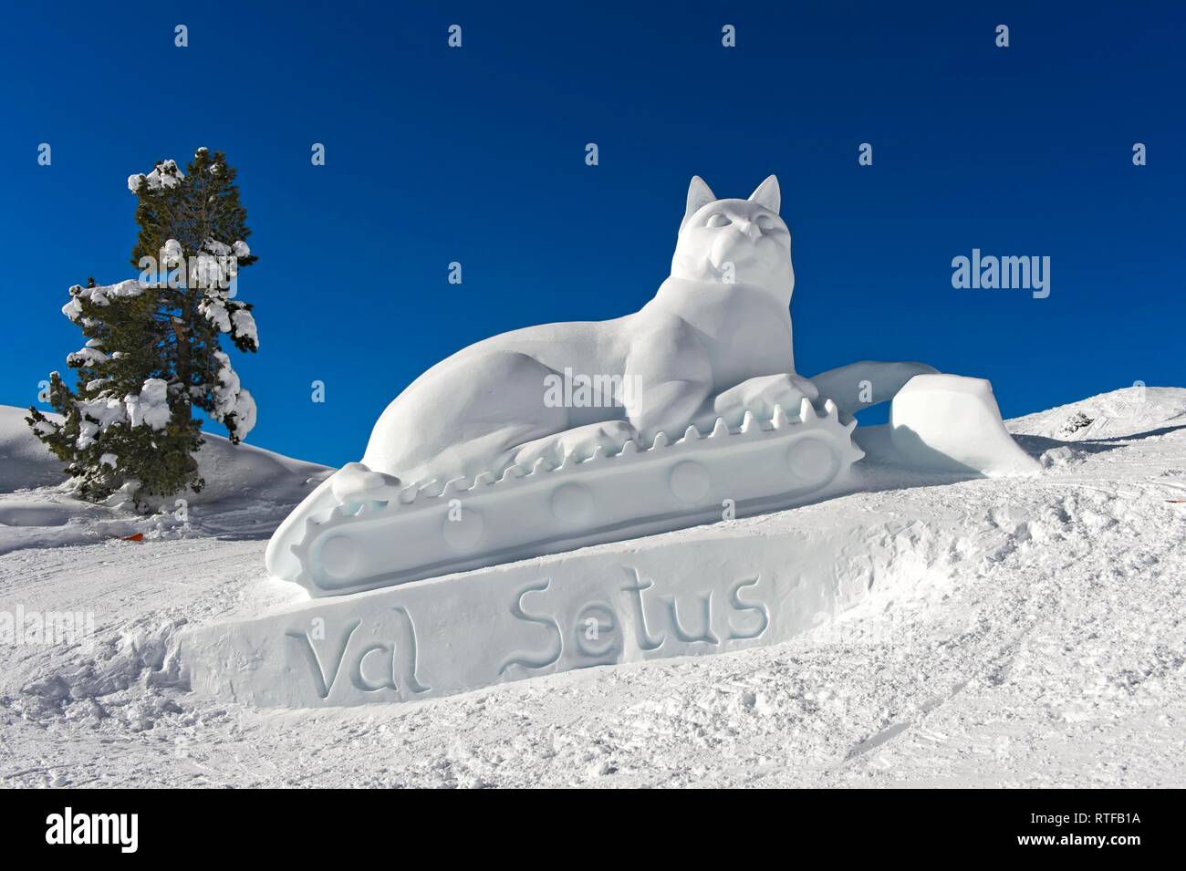 Ice sculpture cat figure, snow cat, Val Setus, Corvara, Badia, South Tyrol, Italy Stock Photo