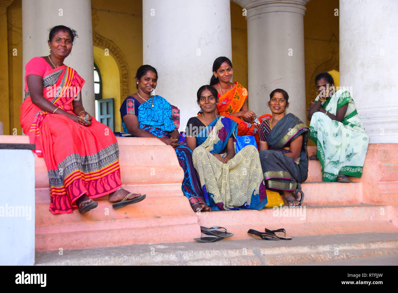 Indian ladies hi-res stock photography and images - Alamy