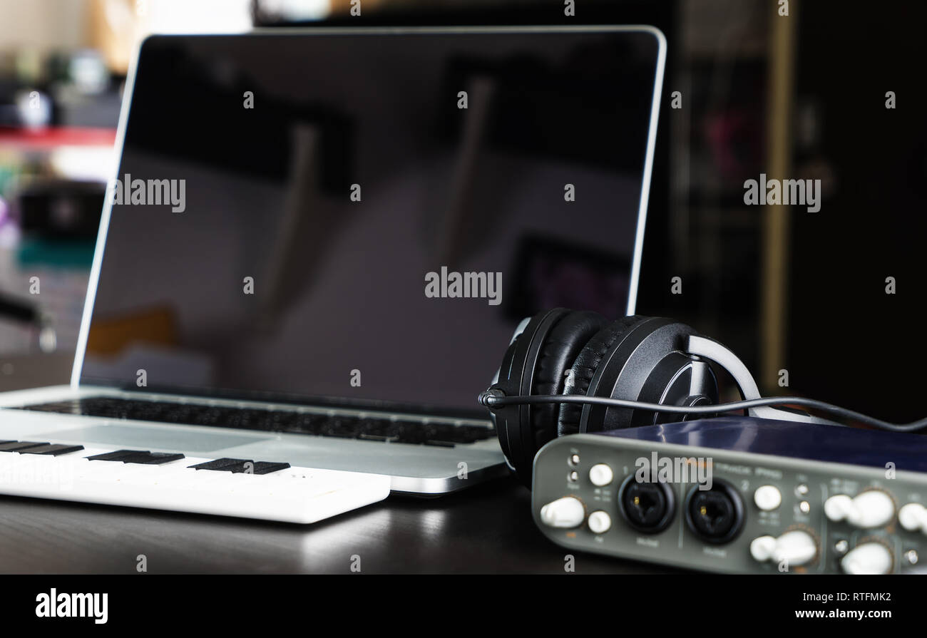 Computer Music Home setup recording equipment studio Stock Photo Alamy