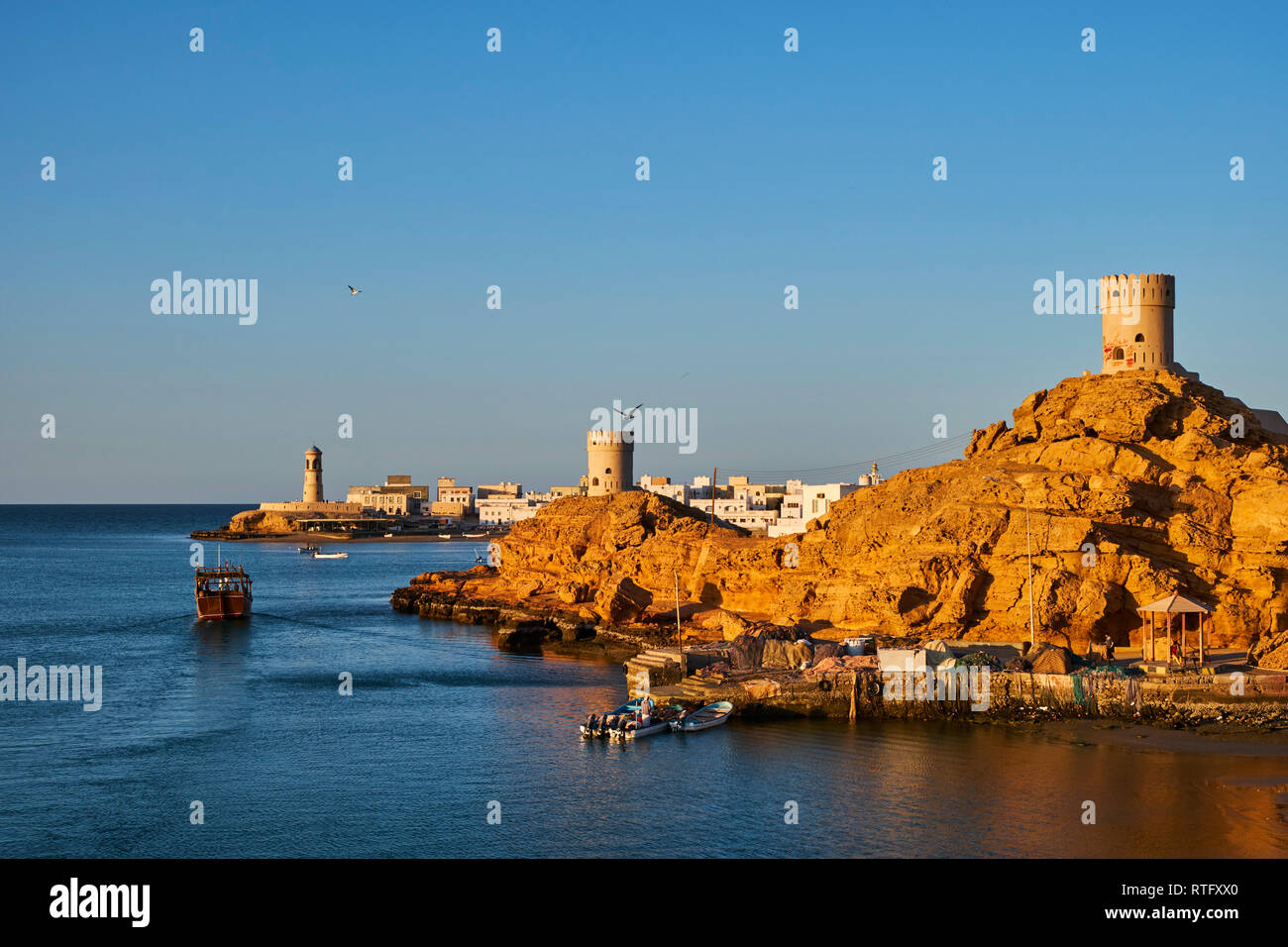 Middle east sultanate oman hi-res stock photography and images - Alamy