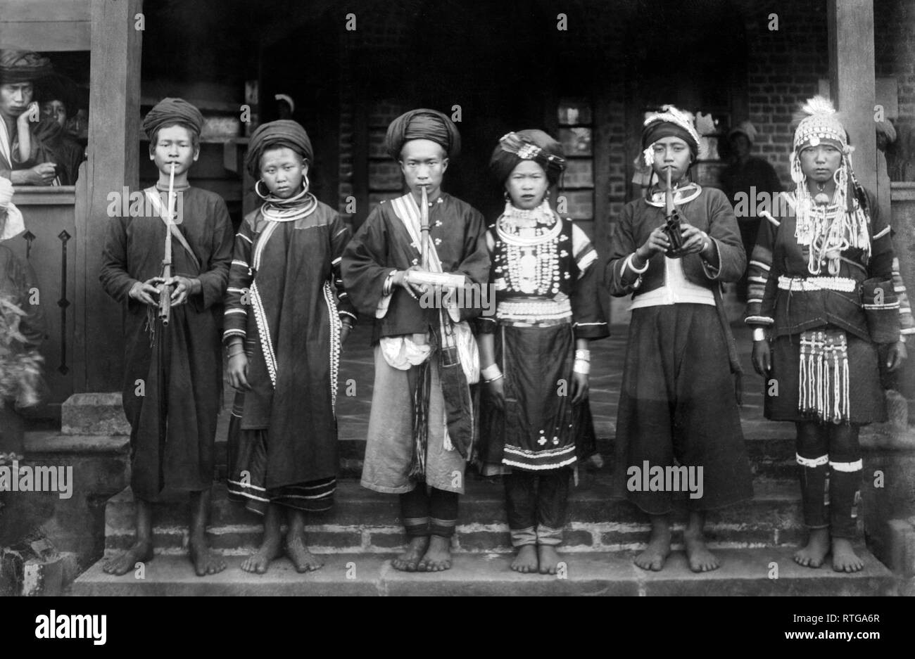 asia, burma, group of individuals from different tribes: iko, hisciò, Muscio, 1920 Stock Photo