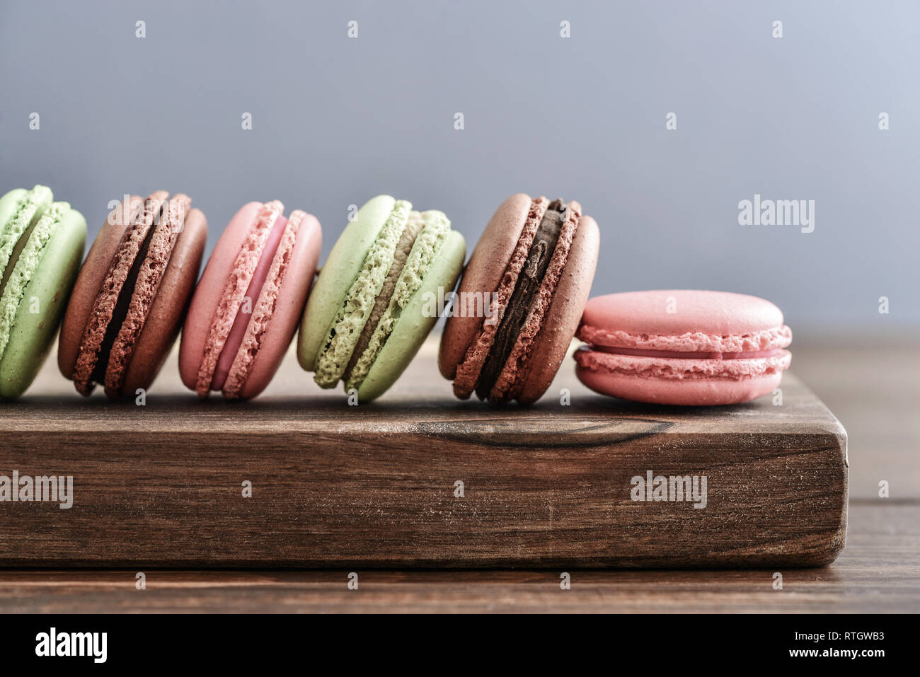 Closeup row macaroons on hi-res stock photography and images - Alamy