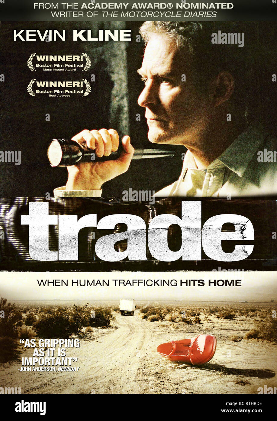 Trade - Les Trafiquants De L'ombre Paulina Gaitan Stock Photos & Paulina Gaitan Stock Images - Alamy